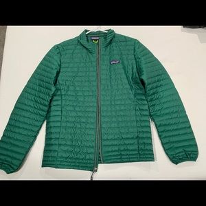 Men’s Patagonia puffy jacket